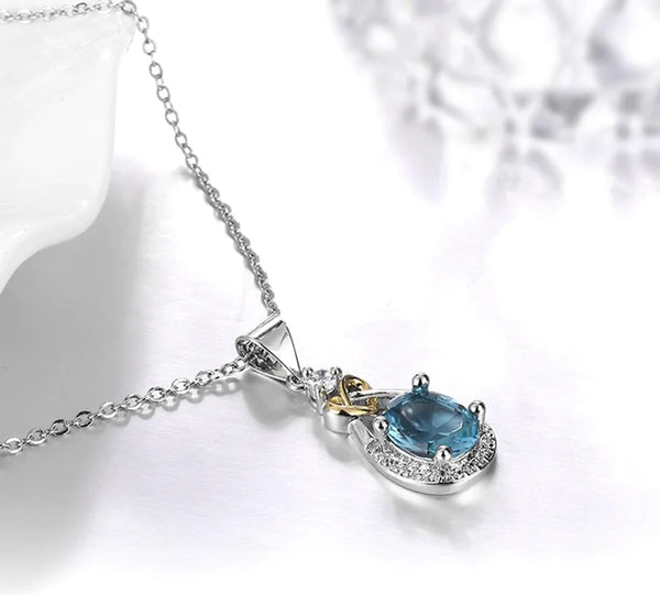 Elegant Blue Zircon Pendant Necklace - Contemporary Design